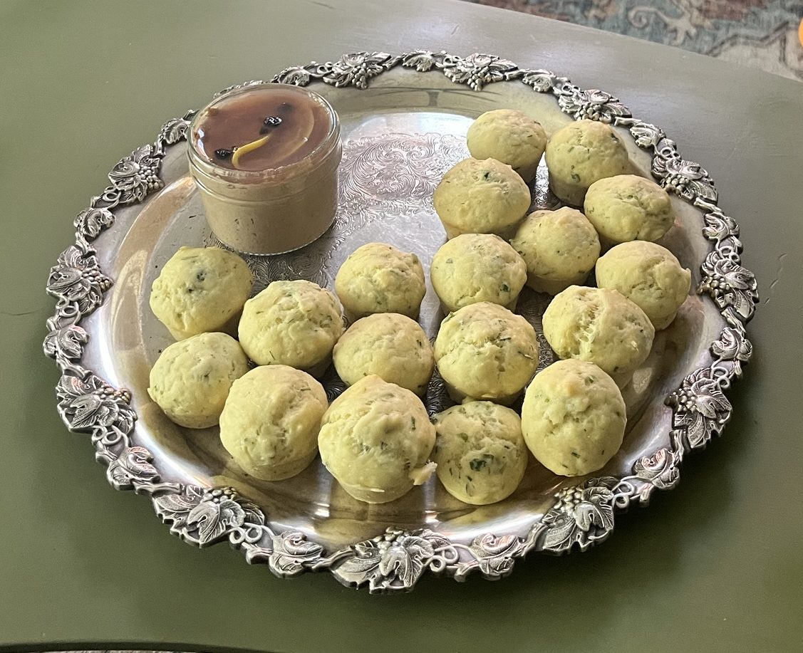 Mini muffins with parmesan cheese and fresh herbs