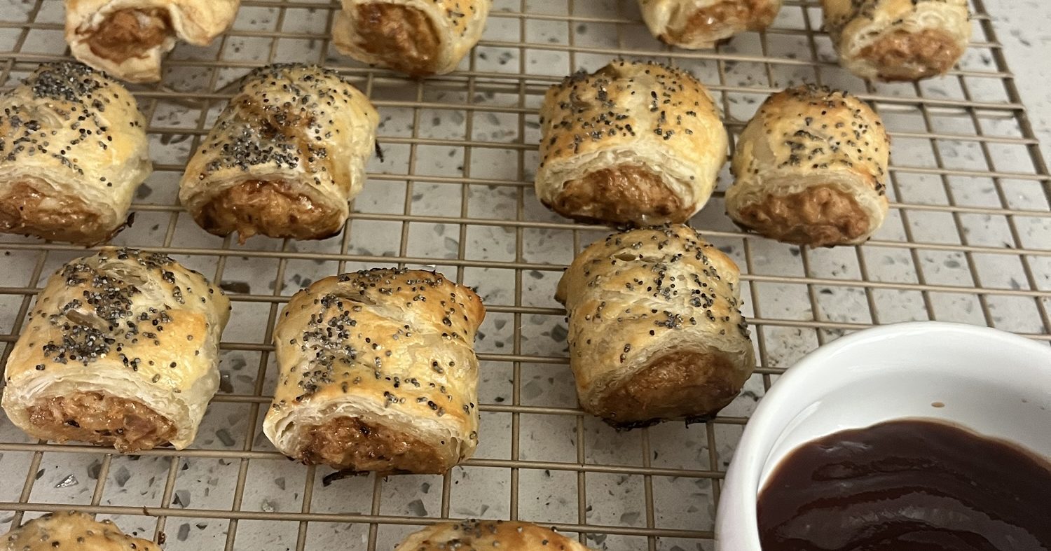 Harissa, Onion & Chicken Sausage Roll Recipe